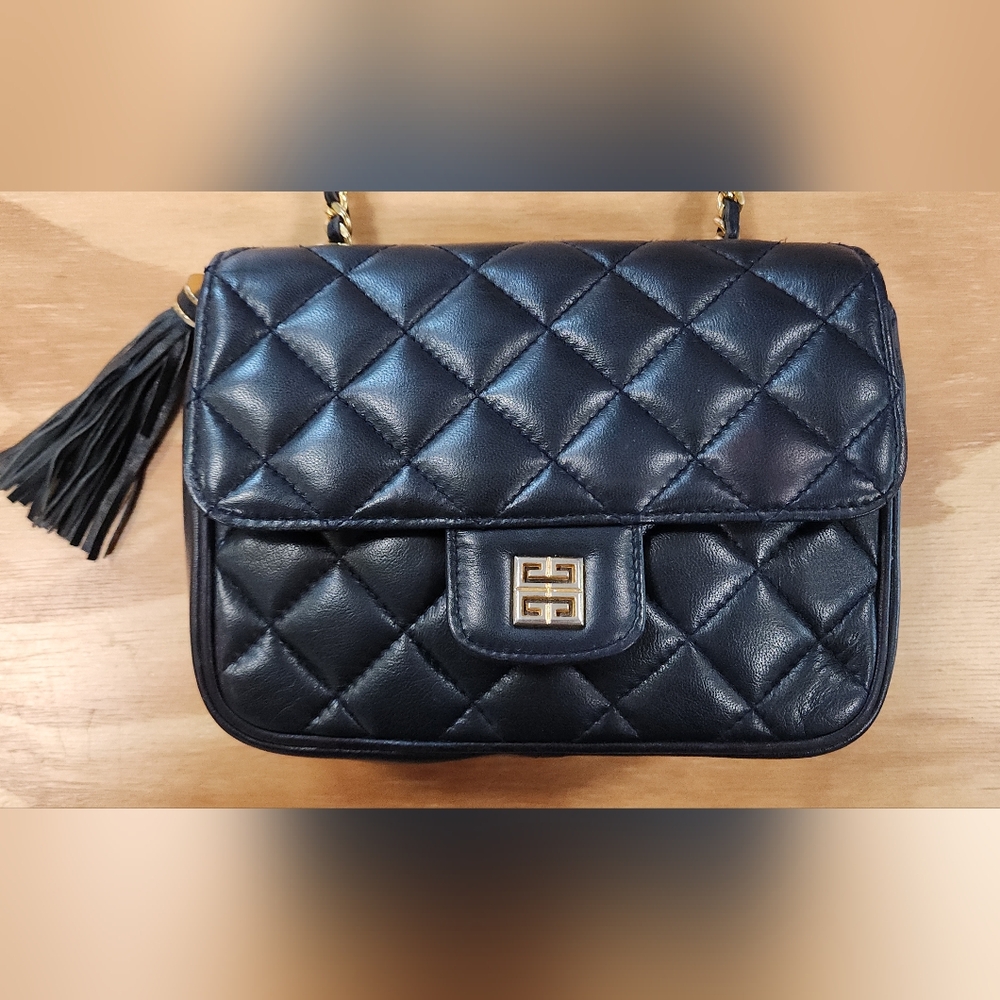 Vintage Givenchy Matelasse 4G Quilted Chain Bag - Picture 3 of 16